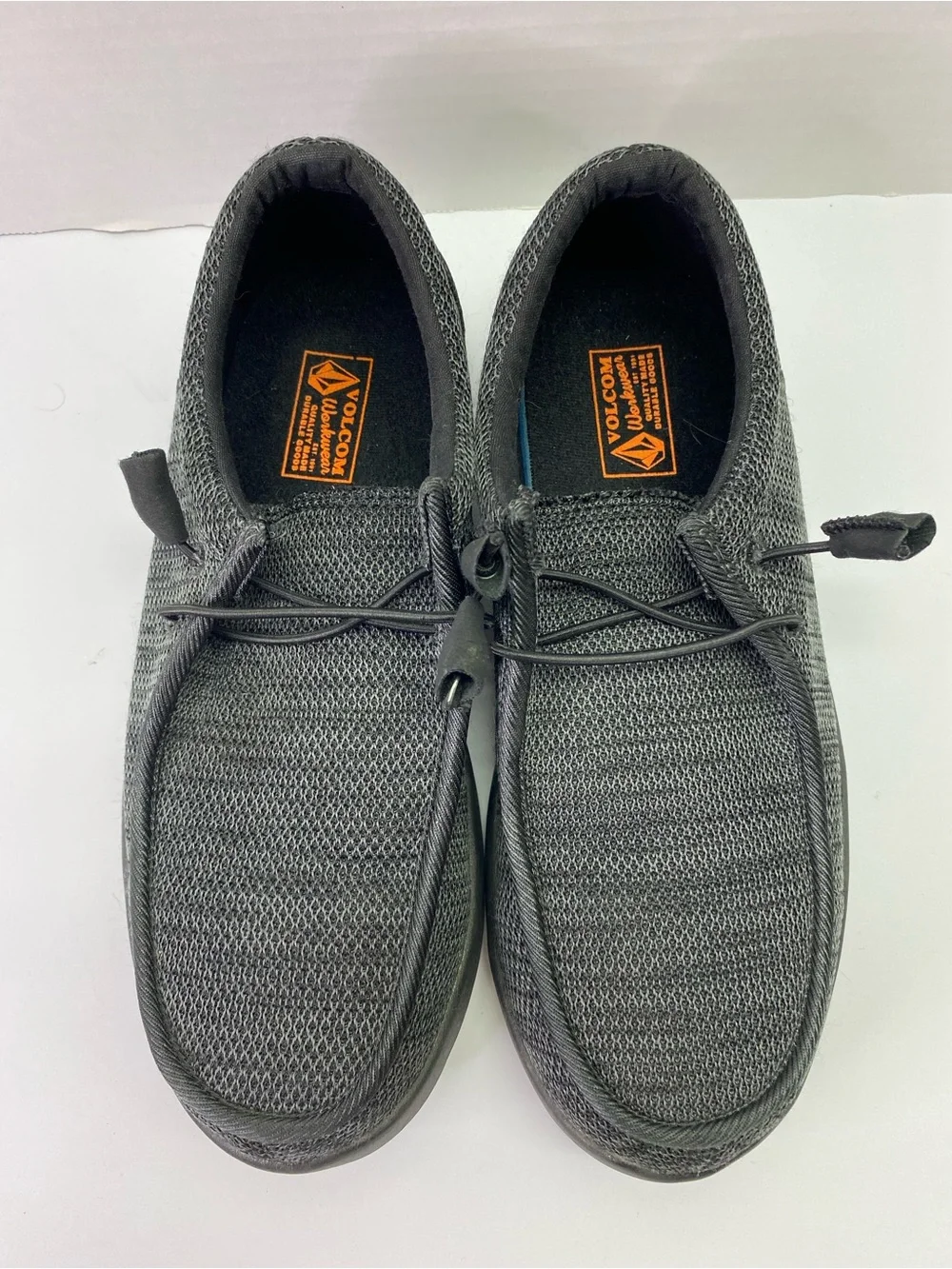 Volcom slip design